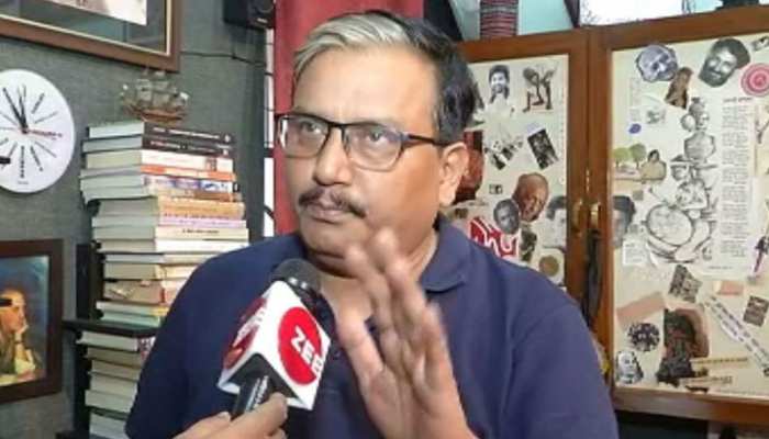 प्रोफेसर की पिटाई पर सियासत गरम, मनोज झा ने केंद्रीय मंत्री को लिखा पत्र प्रोफेसर की पिटाई पर सियासत गरम, मनोज झा ने केंद्रीय मंत्री को लिखा पत्र