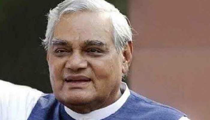 अटल जी की अस्थियां राजस्थान में भी तीन स्थानों पर की जाएंगी प्रवाहित अटल जी की अस्थियां राजस्थान में भी तीन स्थानों पर की जाएंगी प्रवाहित