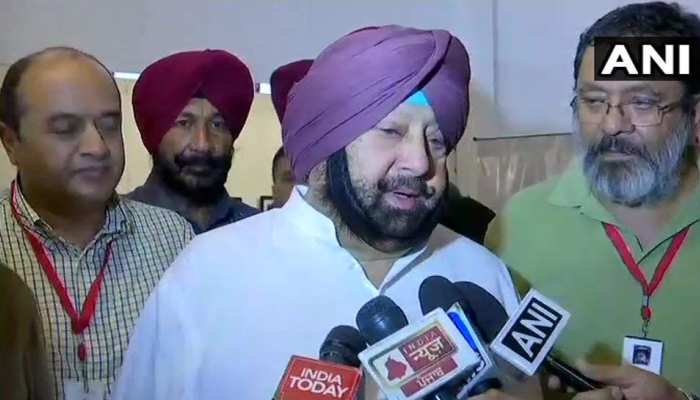 सिद्धू ने पाकिस्तान सेना प्रमुख को गले लगाकर अच्छा नहीं किया : अमरिंदर सिंह सिद्धू ने पाकिस्तान सेना प्रमुख को गले लगाकर अच्छा नहीं किया : अमरिंदर सिंह