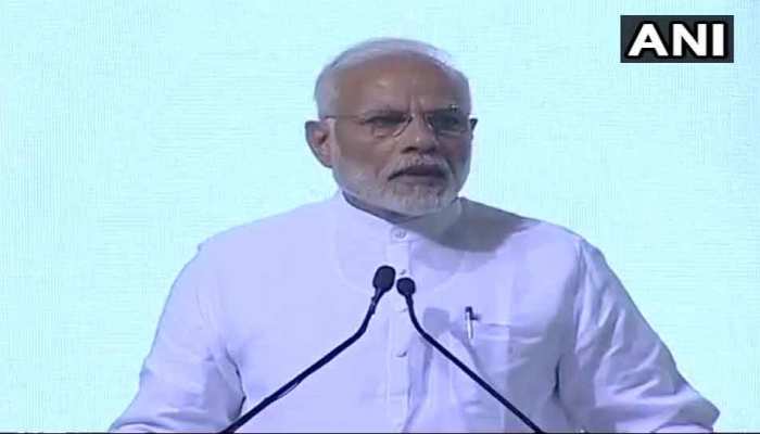 जीवन कैसा हो, क्यों हो और किसके लिए हो, यह अटल जी ने जी कर दिखाया : पीएम मोदी जीवन कैसा हो, क्यों हो और किसके लिए हो, यह अटल जी ने जी कर दिखाया : पीएम मोदी