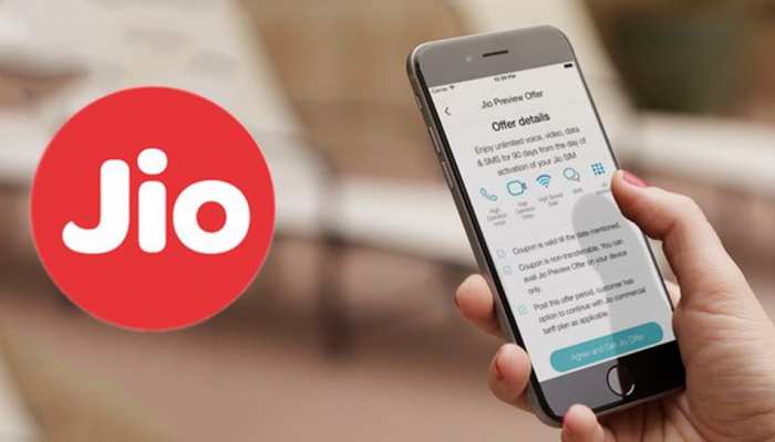 फिर बजा Reliance Jio का डंका, इस बार बना दिया ये बड़ा रिकॉर्ड फिर बजा Reliance Jio का डंका, इस बार बना दिया ये बड़ा रिकॉर्ड