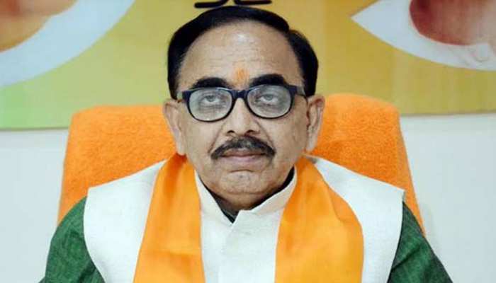 लखनऊ: महेंद्रनाथ पांडे ने केरल बाढ़ प्रभावितों की मदद के लिए कार्यकर्ताओं से की अपील लखनऊ: महेंद्रनाथ पांडे ने केरल बाढ़ प्रभावितों की मदद के लिए कार्यकर्ताओं से की अपील