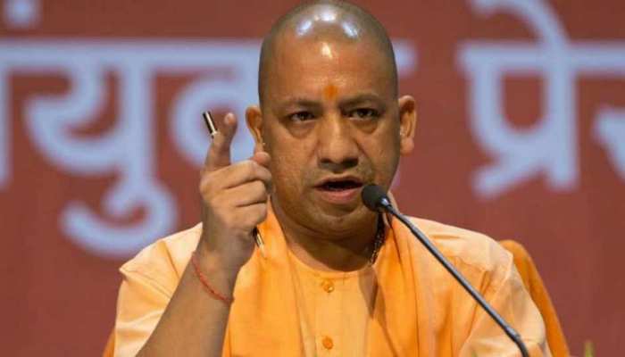 बकरे के साथ न लें सेल्फी, बकरीद पर योगी सरकार का निर्देश बकरे के साथ न लें सेल्फी, बकरीद पर योगी सरकार का निर्देश