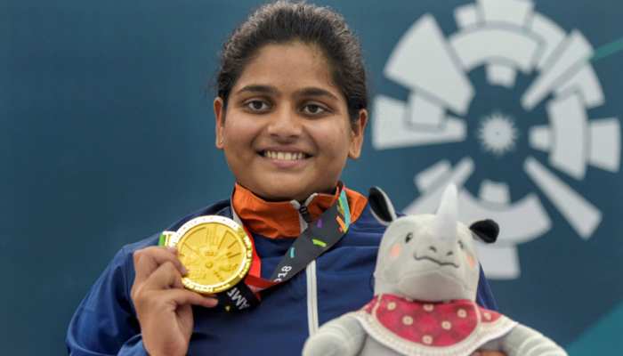 Asian Games 2018, 4th Day : शूटिंग में गोल्ड जीतने वाली पहली भारतीय महिला बनीं राही, वुशू में 4 ब्रॉन्ज मिले Asian Games 2018, 4th Day : शूटिंग में गोल्ड जीतने वाली पहली भारतीय महिला बनीं राही, वुशू में 4 ब्रॉन्ज मिले