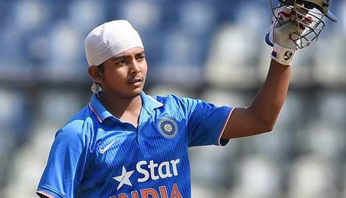 INDvsENG: आखिरी दो टेस्ट के लिए युवा पृथ्वी और हनुमा को मौका, विजय और कुलदीप बाहर INDvsENG: आखिरी दो टेस्ट के लिए युवा पृथ्वी और हनुमा को मौका, विजय और कुलदीप बाहर