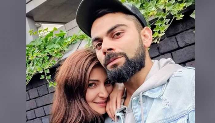 इंग्लैंड पर जीत के बाद विराट कोहली ने कहा कुछ ऐसा, अनुष्का के चेहरे पर आ गई मुस्कान इंग्लैंड पर जीत के बाद विराट कोहली ने कहा कुछ ऐसा, अनुष्का के चेहरे पर आ गई मुस्कान