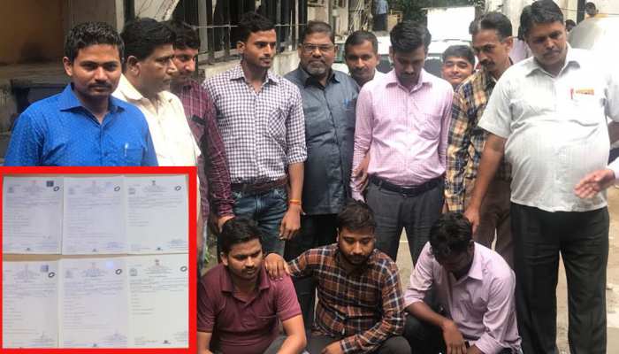 दिल्ली पुलिस ने ग्राहक बनकर किया गैंग का पर्दाफाश... बनाते थे फेक बर्थ सर्टिफिकेट दिल्ली पुलिस ने ग्राहक बनकर किया गैंग का पर्दाफाश... बनाते थे फेक बर्थ सर्टिफिकेट