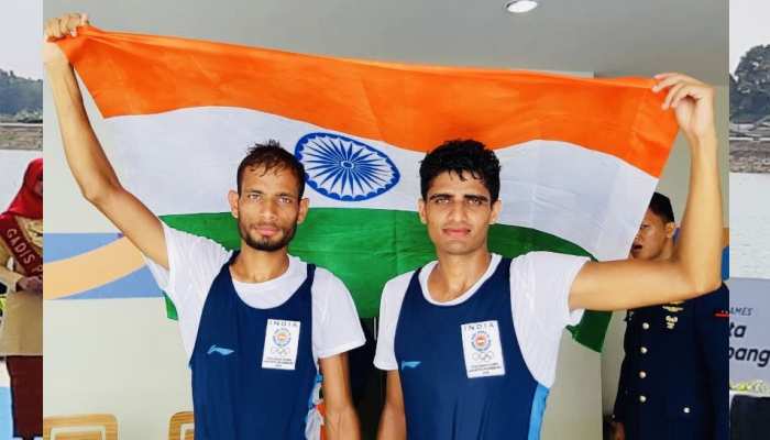 Asian Games 2018 : दुष्यंत के बाद रोअर रोहित कुमार और भगवान दास ने भी जीता ब्रॉन्ज मेडल Asian Games 2018 : दुष्यंत के बाद रोअर रोहित कुमार और भगवान दास ने भी जीता ब्रॉन्ज मेडल
