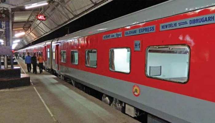 RAIL यात्रियों के लिए खुशखबरी, ऐसे बुक कराएं टिकट तो वापस मिलेगा 10% Cash RAIL यात्रियों के लिए खुशखबरी, ऐसे बुक कराएं टिकट तो वापस मिलेगा 10% Cash