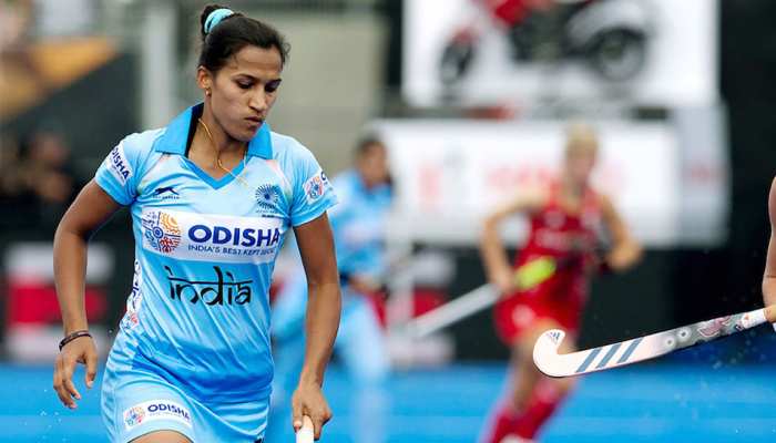 Asian Games 2018: भारतीय महिला हॉकी टीम द. कोरिया को हराकर सेमीफाइनल में Asian Games 2018: भारतीय महिला हॉकी टीम द. कोरिया को हराकर सेमीफाइनल में