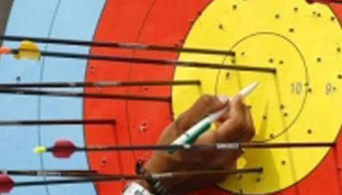 Asian Games 2018: तीरंदाजी में पुरुषों ने कंपाउंड टीम स्पर्धा के सेमीफाइनल में बनाई जगह Asian Games 2018: तीरंदाजी में पुरुषों ने कंपाउंड टीम स्पर्धा के सेमीफाइनल में बनाई जगह