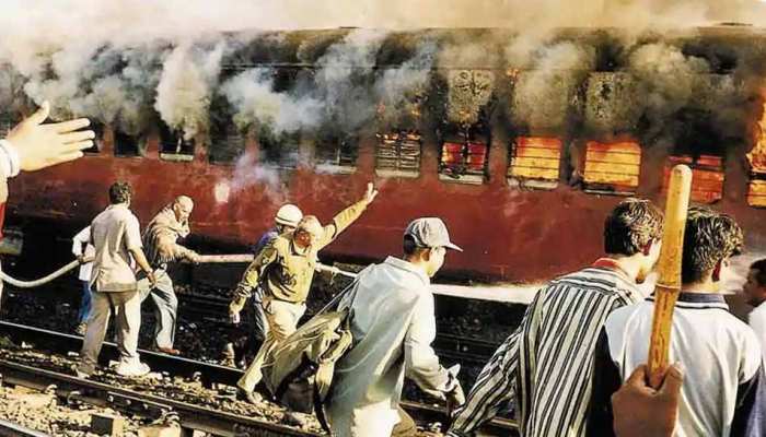 2002 गोधरा कांड: SIT कोर्ट ने इमरान और फारूक भाना को ठहराया दोषी, 3 हुए बरी 2002 गोधरा कांड: SIT कोर्ट ने इमरान और फारूक भाना को ठहराया दोषी, 3 हुए बरी
