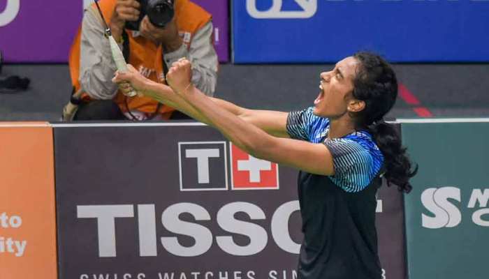 Asian Games 2018 : सिंधु फाइनल में पहुंचने वाली पहली भारतीय शटलर बनीं, अब वर्ल्ड नंबर-1 से मुकाबला Asian Games 2018 : सिंधु फाइनल में पहुंचने वाली पहली भारतीय शटलर बनीं, अब वर्ल्ड नंबर-1 से मुकाबला