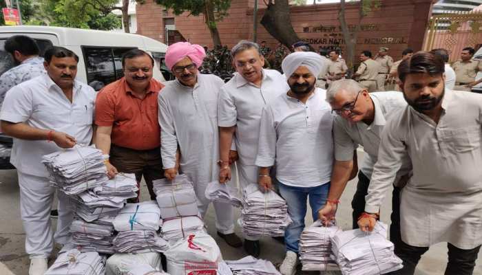 दिल्ली को पूर्ण राज्य का दर्जा दिलाने के लिए AAP ने प्रधानमंत्री के पास भेजी 10 लाख चिट्ठियां दिल्ली को पूर्ण राज्य का दर्जा दिलाने के लिए AAP ने प्रधानमंत्री के पास भेजी 10 लाख चिट्ठियां