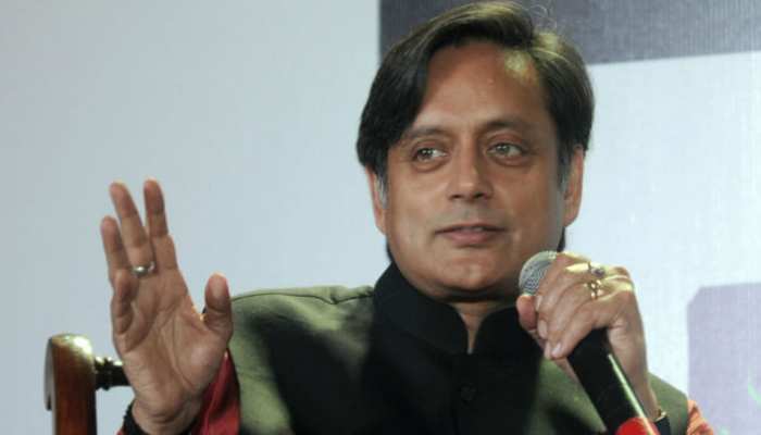 मलयाली लोगों को 'बेशर्म' कह जाने पर शशि थरूर ने सोशल मीडिया पर शुरू किया #ProudToBeMalyali कैंपेन मलयाली लोगों को 'बेशर्म' कह जाने पर शशि थरूर ने सोशल मीडिया पर शुरू किया #ProudToBeMalyali कैंपेन