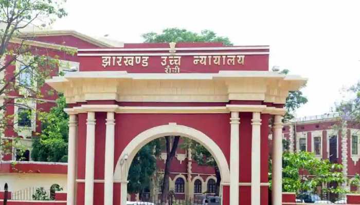 जमानत की राशि केरल के मुख्यमंत्री राहत कोष में जमा कराएं: उच्च न्यायालय जमानत की राशि केरल के मुख्यमंत्री राहत कोष में जमा कराएं: उच्च न्यायालय
