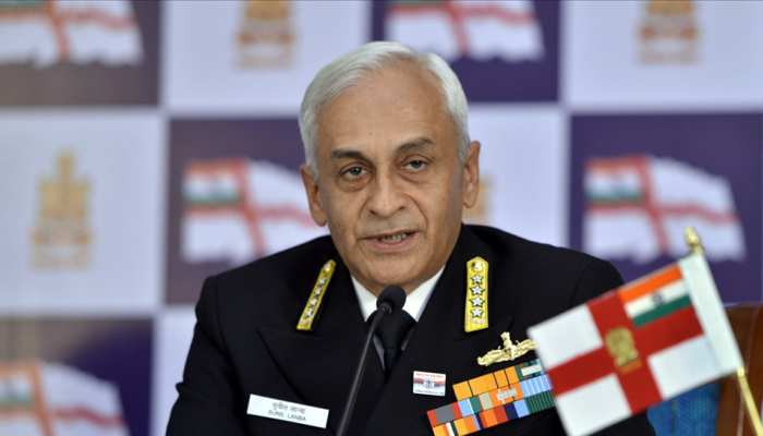 एडमिरल सुनील लांबा ने कहा, 'नौसेना केरल के दो गांवों में पुनर्निर्माण कार्य करेगी' एडमिरल सुनील लांबा ने कहा, 'नौसेना केरल के दो गांवों में पुनर्निर्माण कार्य करेगी'