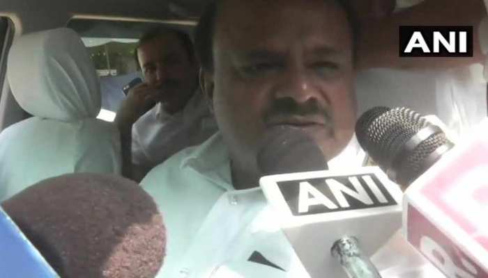 कर्नाटक सरकार के 100 दिन पूरे होने पर दिल्ली पहुंचे CM कुमारस्वामी बोले- 'राहुल जी कामकाज से खुश हैं' कर्नाटक सरकार के 100 दिन पूरे होने पर दिल्ली पहुंचे CM कुमारस्वामी बोले- 'राहुल जी कामकाज से खुश हैं'
