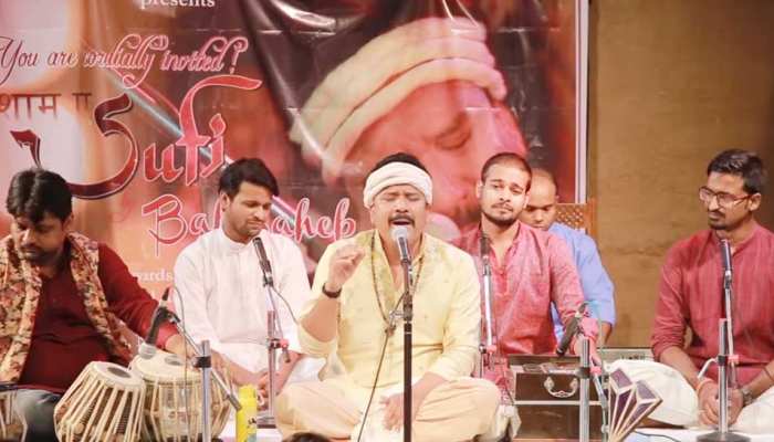 पहले नहीं देखा होगा सूफी गायक बाबू साहेब का ऐसा परफॉर्मेंस, VIDEO देख खुश हो जाएगा दिल पहले नहीं देखा होगा सूफी गायक बाबू साहेब का ऐसा परफॉर्मेंस, VIDEO देख खुश हो जाएगा दिल