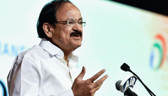 नोटबंदी से बाथरूम, बिस्तरों में छिपाया गया पैसा निकलकर बैंकों में पहुंचा: नायडू नोटबंदी से बाथरूम, बिस्तरों में छिपाया गया पैसा निकलकर बैंकों में पहुंचा: नायडू
