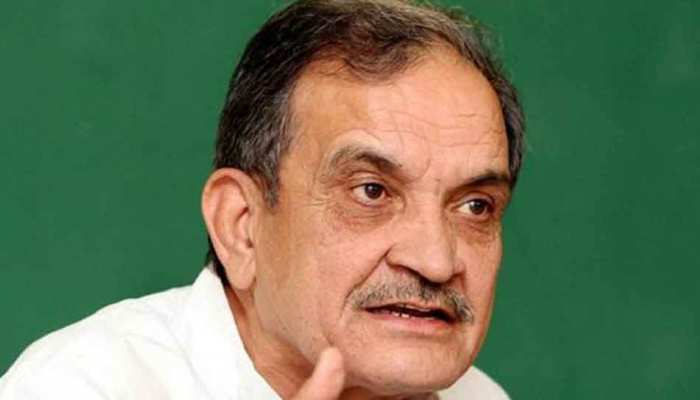 इस्पात मंत्रालय ने केरल बाढ़ पीड़ितों की मदद को बढ़ाया हाथ, 20 हजार सेट बर्तन भेजे गए इस्पात मंत्रालय ने केरल बाढ़ पीड़ितों की मदद को बढ़ाया हाथ, 20 हजार सेट बर्तन भेजे गए