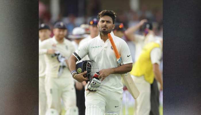 पहले टेस्ट में दूसरी बॉल पर सिक्स जड़ने वाले ऋषभ पंत दूसरे टेस्ट में बना गए शर्मनाक रिकॉर्ड पहले टेस्ट में दूसरी बॉल पर सिक्स जड़ने वाले ऋषभ पंत दूसरे टेस्ट में बना गए शर्मनाक रिकॉर्ड