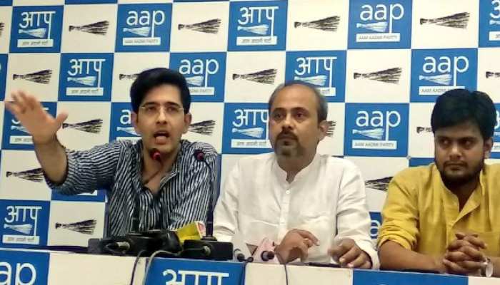 पेट्रोल डीजल की रिकॉर्ड कीमत ने गरीब की जेब पर डाका डाला : AAP पेट्रोल डीजल की रिकॉर्ड कीमत ने गरीब की जेब पर डाका डाला : AAP