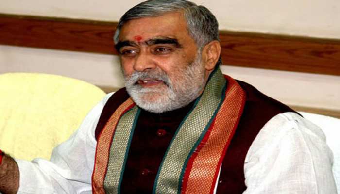 अश्विनी चौबे के बयान पर कांग्रेस ने कहा, 'भगवान से प्रार्थना करते हैं कि उनको सद्बबुद्धि दें' अश्विनी चौबे के बयान पर कांग्रेस ने कहा, 'भगवान से प्रार्थना करते हैं कि उनको सद्बबुद्धि दें'