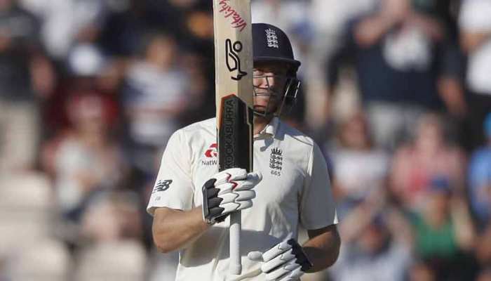 ENGvsIND 4th Test : अभी खेल बराबरी पर, चौथे दिन का पहला घंटा तय करेगा मैच का रुख ENGvsIND 4th Test : अभी खेल बराबरी पर, चौथे दिन का पहला घंटा तय करेगा मैच का रुख