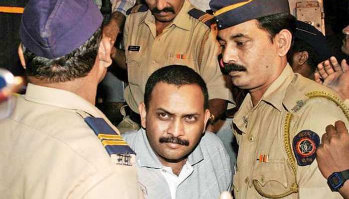 मालेगांव ब्लास्ट केस में शनिवार को होगा कर्नल पुरोहित के भाग्य का फैसला मालेगांव ब्लास्ट केस में शनिवार को होगा कर्नल पुरोहित के भाग्य का फैसला