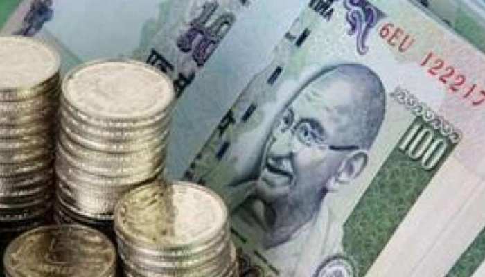 पहली बार रुपया 71.21/$ तक गिरा, आम आदमी के लिए है चिंताजनक पहली बार रुपया 71.21/$ तक गिरा, आम आदमी के लिए है चिंताजनक