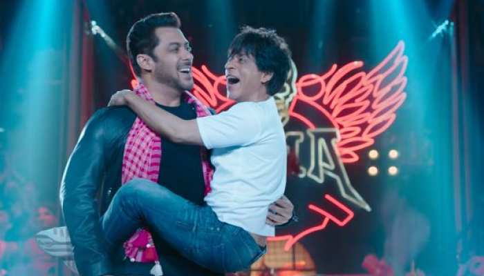 Bigg Boss 12: शाहरुख की 'जीरो' हिट कराने के लिए शो में सलमान कुछ इस तरह करेंगे मदद Bigg Boss 12: शाहरुख की 'जीरो' हिट कराने के लिए शो में सलमान कुछ इस तरह करेंगे मदद
