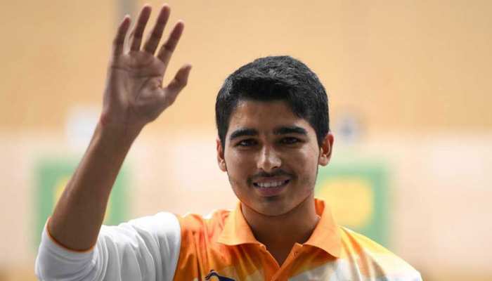 ISSF World Championship: एशियन गेम्स चैम्पियन सौरभ चौधरी ने 10मी एयर पिस्टल में जीता गोल्ड ISSF World Championship: एशियन गेम्स चैम्पियन सौरभ चौधरी ने 10मी एयर पिस्टल में जीता गोल्ड