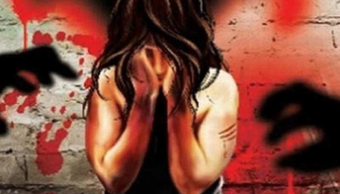 यौन उत्पीड़न मामले में माकपा विधायक के खिलाफ महिला आयोग ने दिये जांच के निर्देश यौन उत्पीड़न मामले में माकपा विधायक के खिलाफ महिला आयोग ने दिये जांच के निर्देश