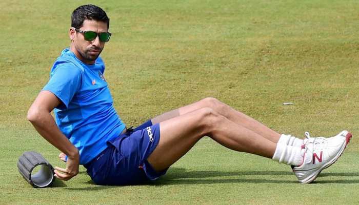 IPL 2019: RCB से डेनियल विटोरी की छुट्टी, आशीष नेहरा-गैरी कर्स्टन संभालेंगे कोचिंग कमान IPL 2019: RCB से डेनियल विटोरी की छुट्टी, आशीष नेहरा-गैरी कर्स्टन संभालेंगे कोचिंग कमान
