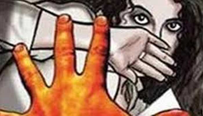 महिलाओं को यौन उत्पीड़न का दर्द सालों तक रहता है याद, रिपोर्ट में हुआ खुलासा महिलाओं को यौन उत्पीड़न का दर्द सालों तक रहता है याद, रिपोर्ट में हुआ खुलासा
