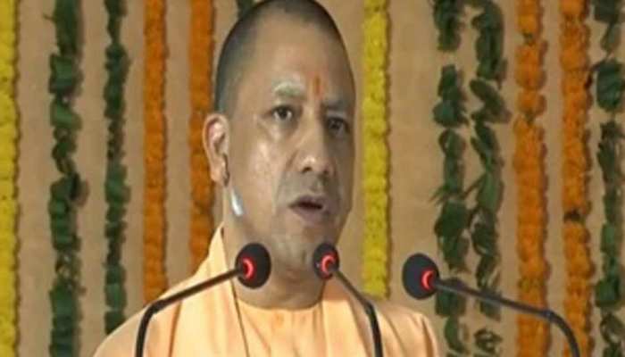 सोशल मीडिया पर और सक्रिय हो सूचना विभाग: CM योगी सोशल मीडिया पर और सक्रिय हो सूचना विभाग: CM योगी