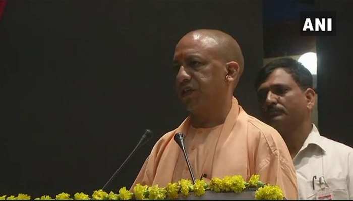 योगी आदित्यनाथ का तंज, इशारों-इशारों में अखिलेश यादव को बताया औरंगजेब योगी आदित्यनाथ का तंज, इशारों-इशारों में अखिलेश यादव को बताया औरंगजेब