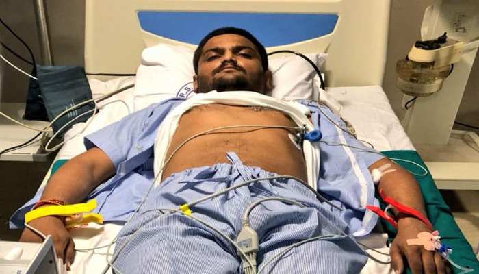 अहमदाबाद: उपवास के 14वें दिन हार्दिक पटेल की तबीयत बिगड़ी, अस्पताल में हुए भर्ती अहमदाबाद: उपवास के 14वें दिन हार्दिक पटेल की तबीयत बिगड़ी, अस्पताल में हुए भर्ती
