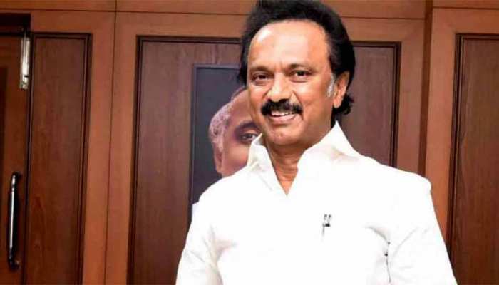 DMK ने साधा निशाना, 'बीजेपी का विरोध करने वालों को राष्ट्र विरोधी करार दिया जा रहा है' DMK ने साधा निशाना, 'बीजेपी का विरोध करने वालों को राष्ट्र विरोधी करार दिया जा रहा है'
