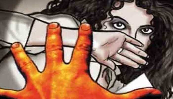 नन यौनशोषण मामला: शीर्ष पुलिस अधिकारियों पर लगा जांच में रोड़े अटकाने का आरोप नन यौनशोषण मामला: शीर्ष पुलिस अधिकारियों पर लगा जांच में रोड़े अटकाने का आरोप