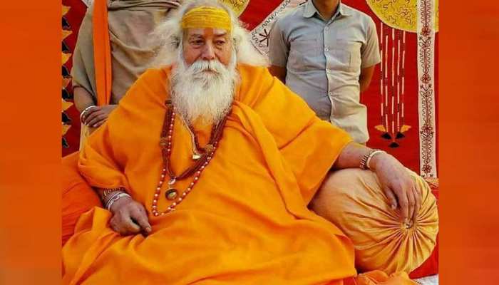 आरक्षण को पूरी तरह से समाप्त कर दिया जाना चाहिए: स्वामी स्वरूपानन्द सरस्वती आरक्षण को पूरी तरह से समाप्त कर दिया जाना चाहिए: स्वामी स्वरूपानन्द सरस्वती