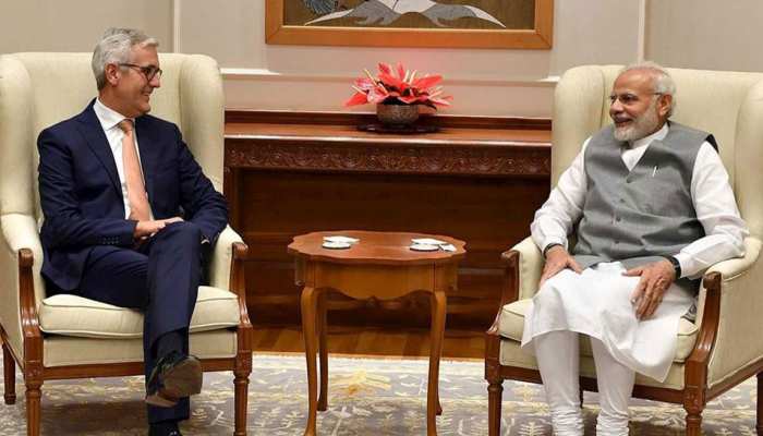 एबीबी के सीईओ ने पीएम मोदी से की मुलाकात, ई-मोबिलिटी सहित कई मामलों पर चर्चा की एबीबी के सीईओ ने पीएम मोदी से की मुलाकात, ई-मोबिलिटी सहित कई मामलों पर चर्चा की