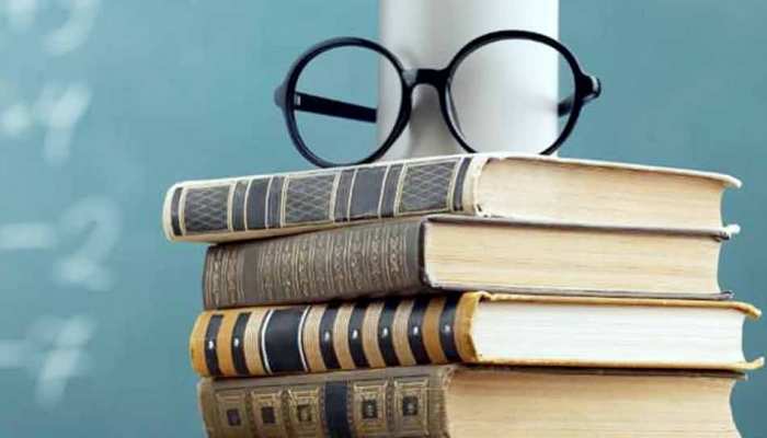 'दादाजी' चले 72 साल की उम्र में इंग्लिश सीखने, 7वीं क्लास में लिया एडमिशन 'दादाजी' चले 72 साल की उम्र में इंग्लिश सीखने, 7वीं क्लास में लिया एडमिशन