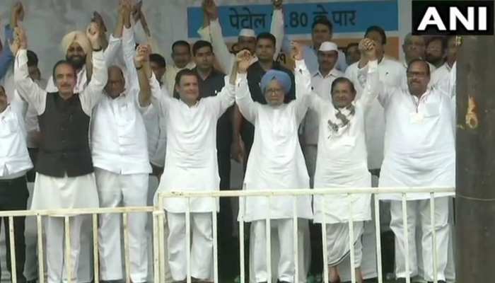बीजेपी जहां जाती है, वहां तोड़ने का काम करती है : राहुल गांधी बीजेपी जहां जाती है, वहां तोड़ने का काम करती है : राहुल गांधी