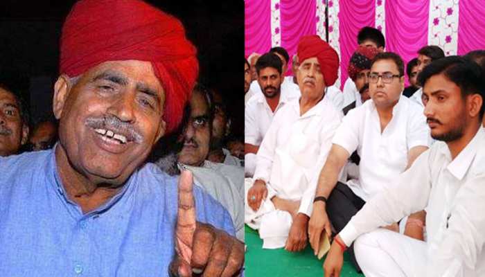 बीजेपी के बाद कांग्रेस के विरोध पर अपने ही समाज के बीच घिरे गुर्जर नेता बीजेपी के बाद कांग्रेस के विरोध पर अपने ही समाज के बीच घिरे गुर्जर नेता