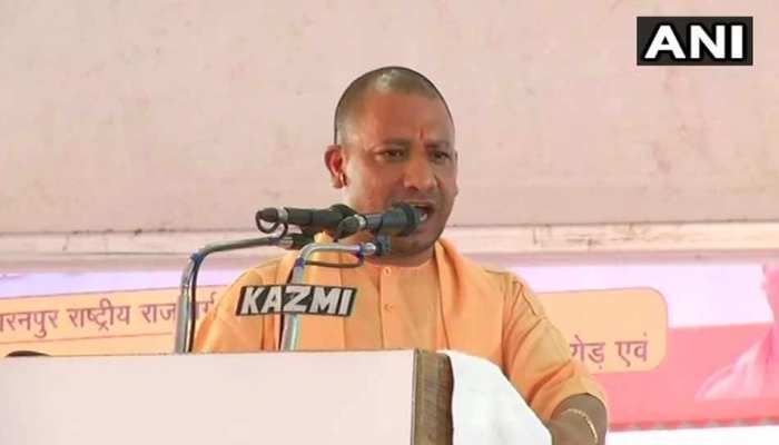 यूपी की सड़कों में एसपी-बीएसपी सरकारों के पाप के गड्ढे बने थे : योगी आदित्यनाथ यूपी की सड़कों में एसपी-बीएसपी सरकारों के पाप के गड्ढे बने थे : योगी आदित्यनाथ