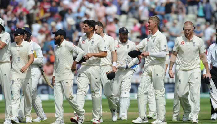 INDvsENG: 5वां टेस्ट भी हारी टीम इंडिया, इंग्लैंड ने 4-1 से जीती सीरीज INDvsENG: 5वां टेस्ट भी हारी टीम इंडिया, इंग्लैंड ने 4-1 से जीती सीरीज