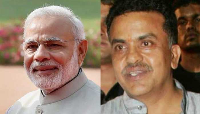 संजय निरूपम ने पीएम मोदी को लेकर दिया विवादित बयान, आपत्तिजनक शब्द कहे संजय निरूपम ने पीएम मोदी को लेकर दिया विवादित बयान, आपत्तिजनक शब्द कहे