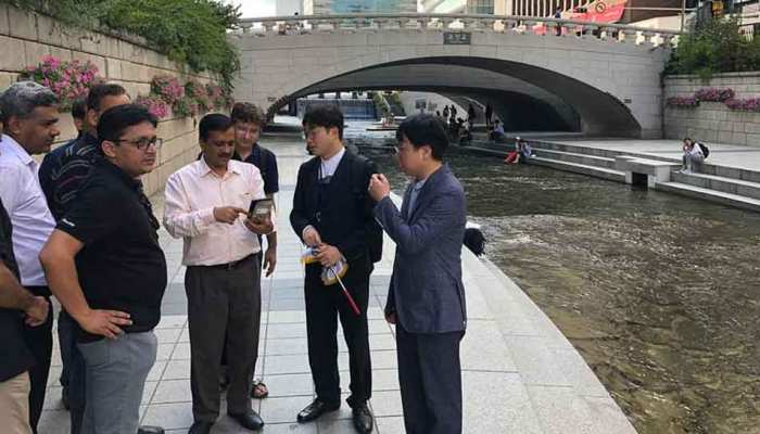 साउथ कोरिया के दौरे पर केजरीवाल, कहा श्योंगेश्यॉन की तर्ज पर साफ होगी यमुना साउथ कोरिया के दौरे पर केजरीवाल, कहा श्योंगेश्यॉन की तर्ज पर साफ होगी यमुना
